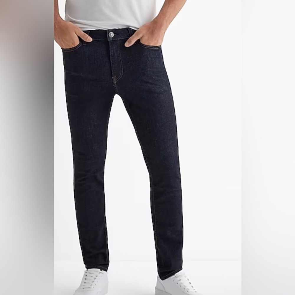 Express Men’s Dark Wash Slim Blue Jeans (W33 L32)